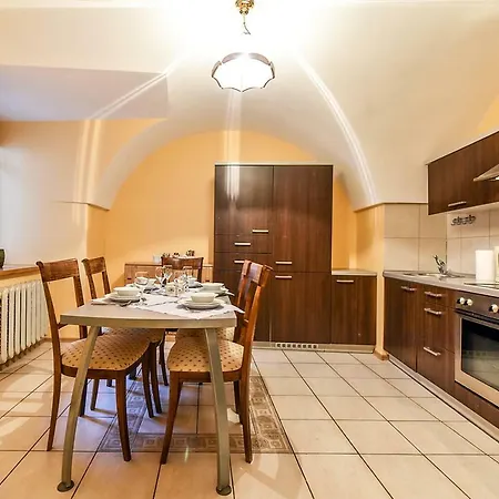 Apartment Castle Street *